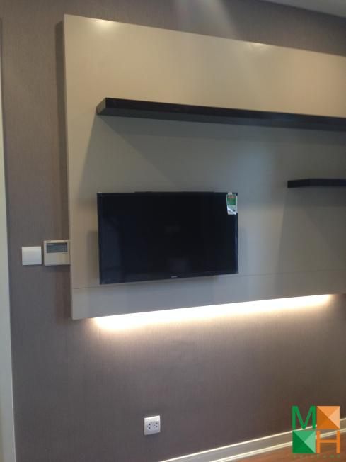 thi-cong-giay-dan-tuong-can-ho-mau-imperia-garden (5)